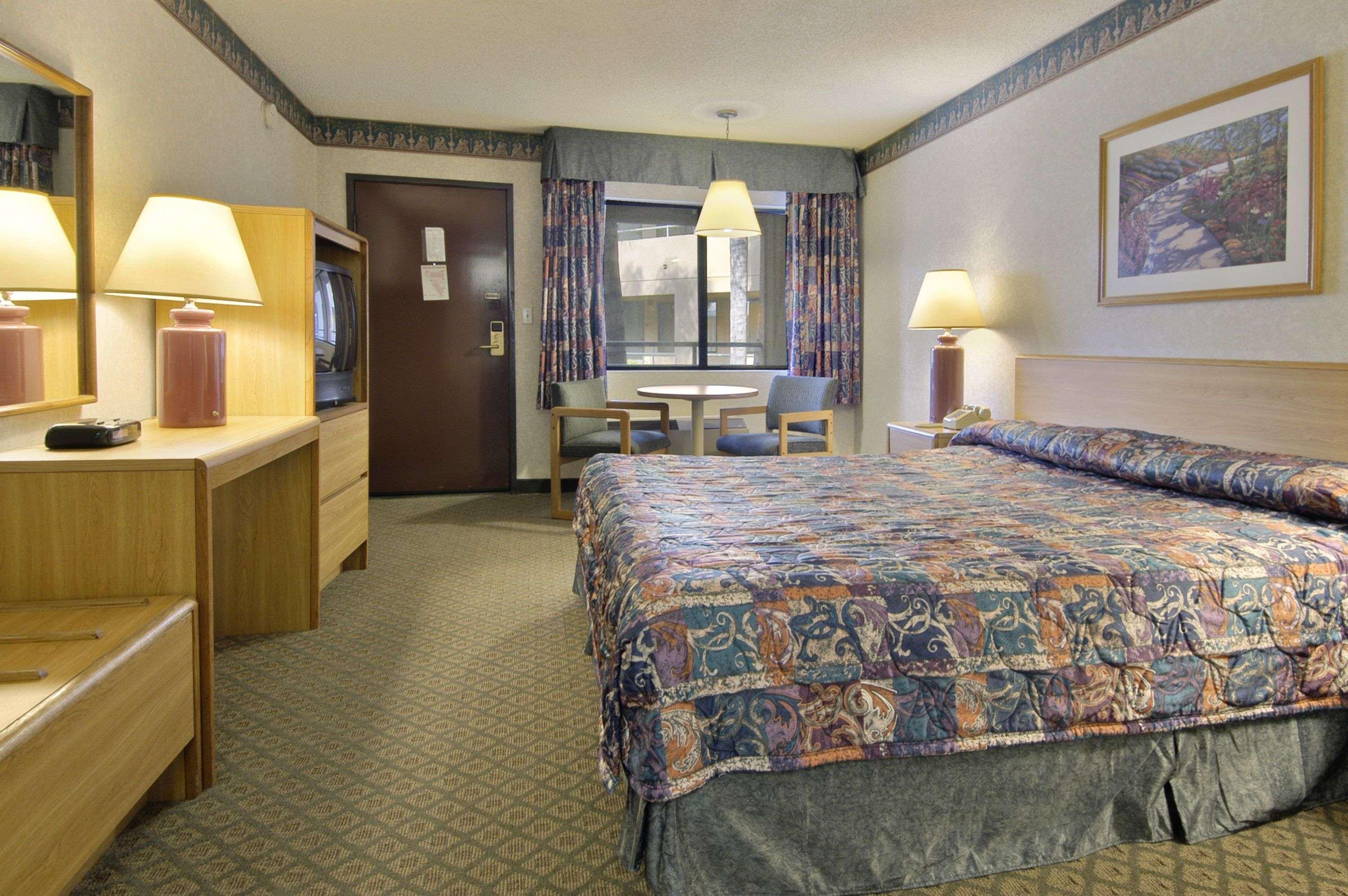Travelodge By Wyndham Commerce Los Angeles Area חדר תמונה